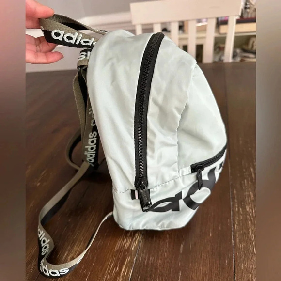 Adidas small backpack - Picture 3 of 12